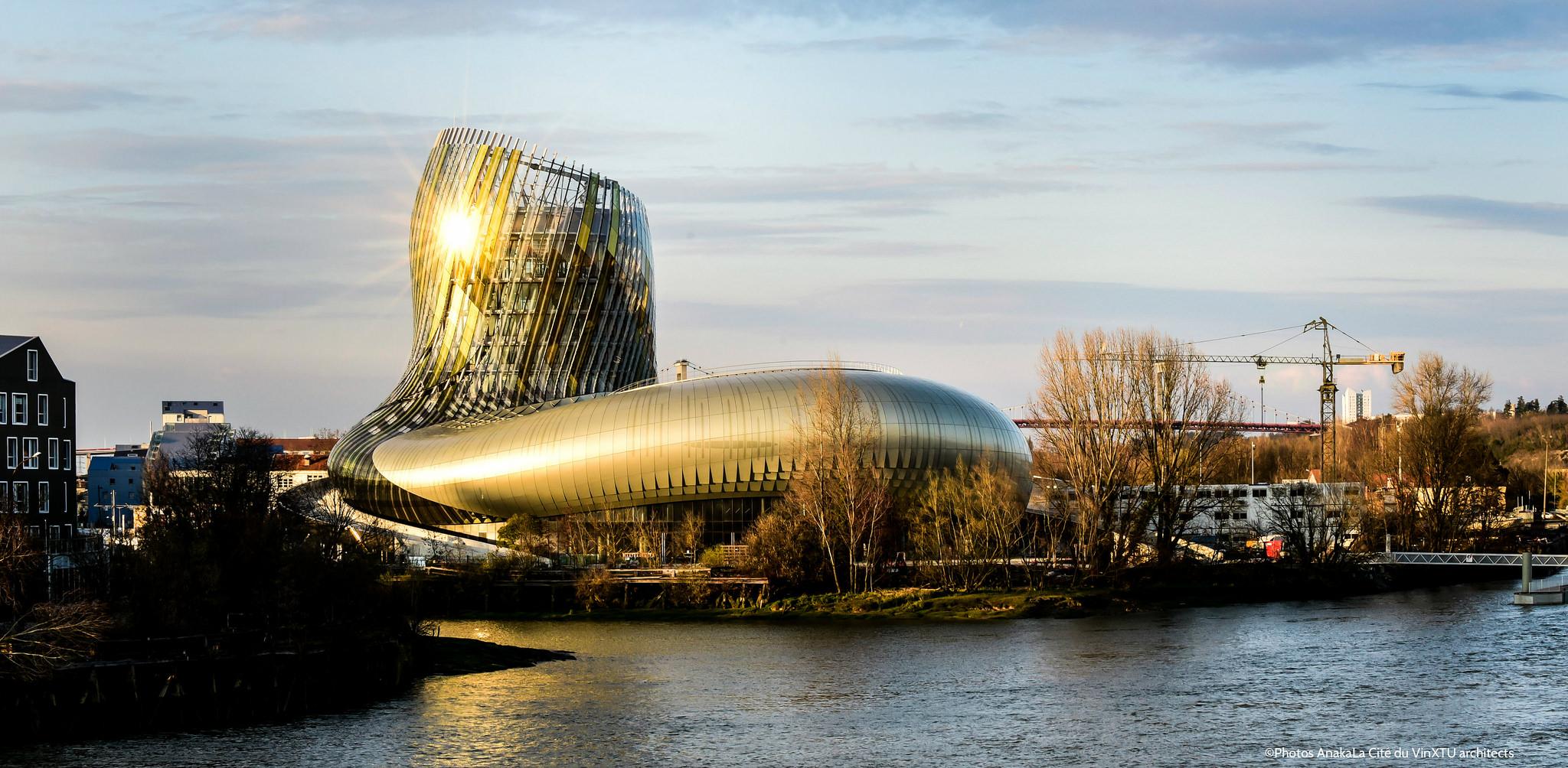 2024/02/2La-Cite-du-Vin-R-ANAKA.jpg